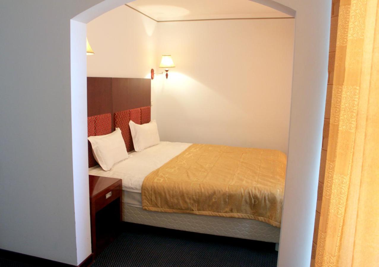 Hotel Grand Бухара Екстериор снимка