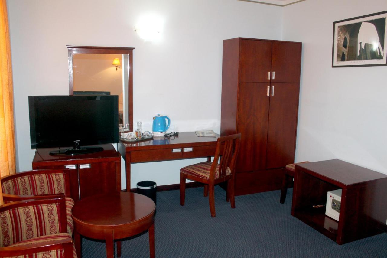 Hotel Grand Бухара Екстериор снимка