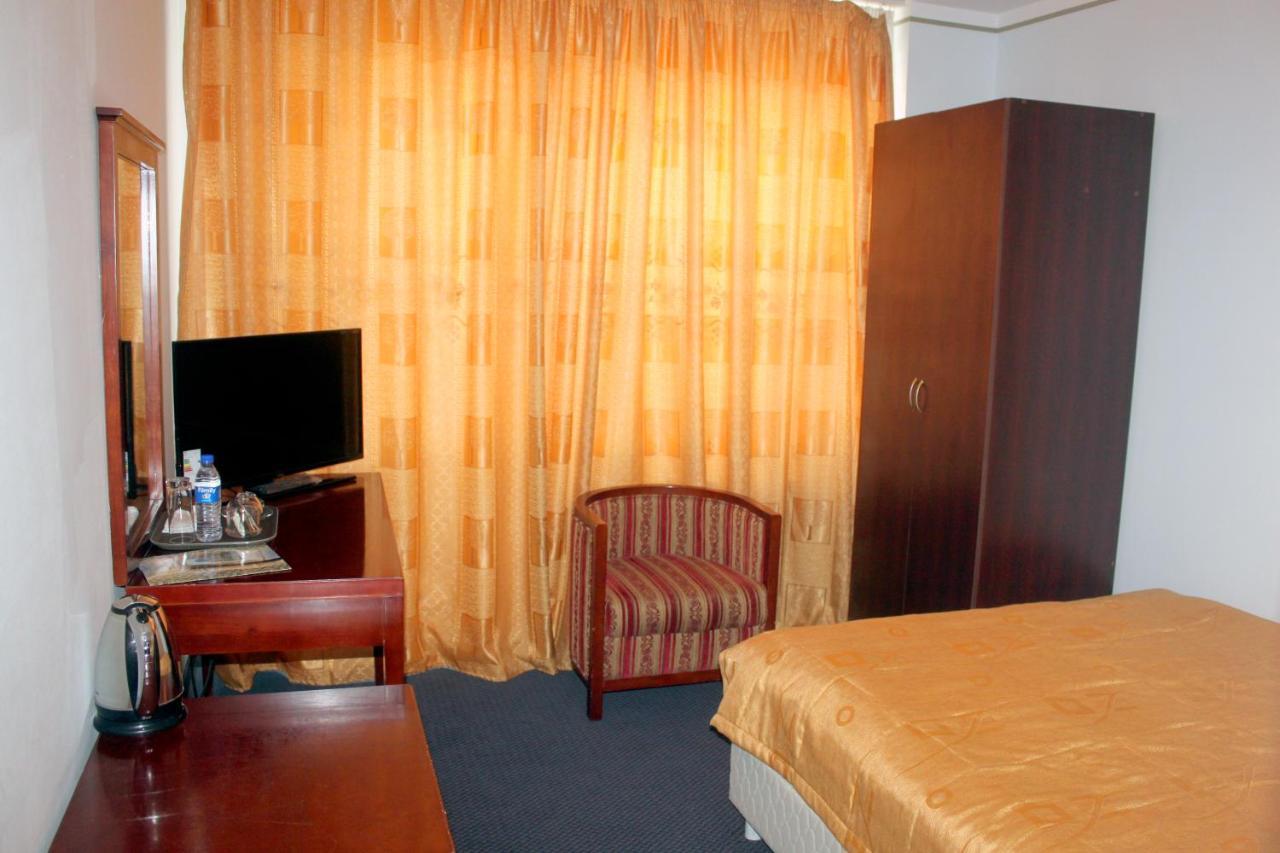 Hotel Grand Бухара Екстериор снимка