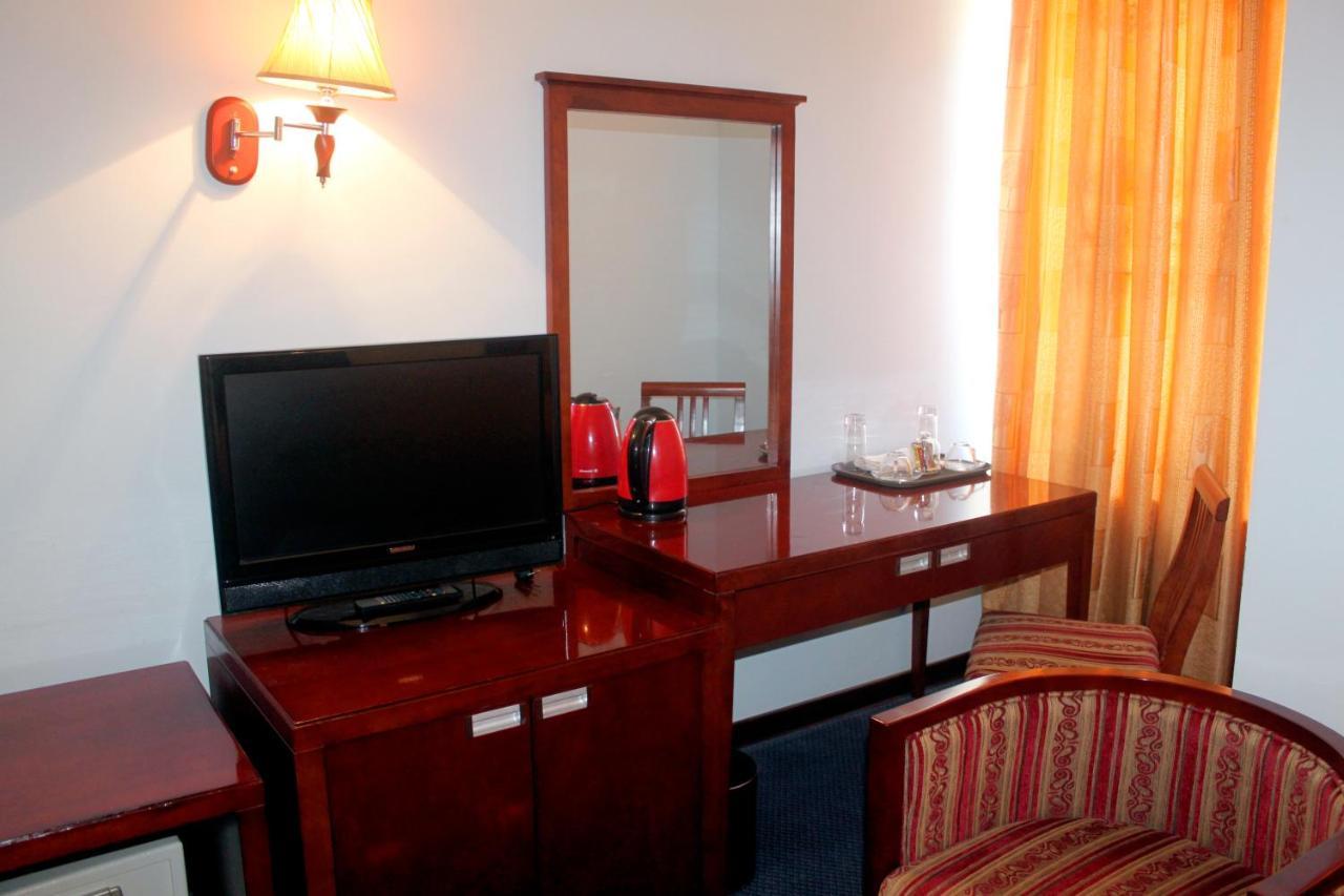 Hotel Grand Бухара Екстериор снимка
