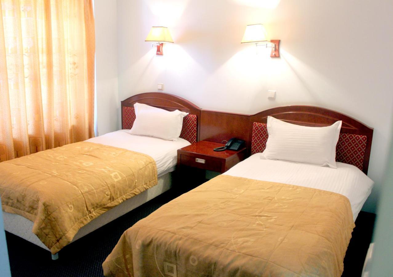 Hotel Grand Бухара Екстериор снимка