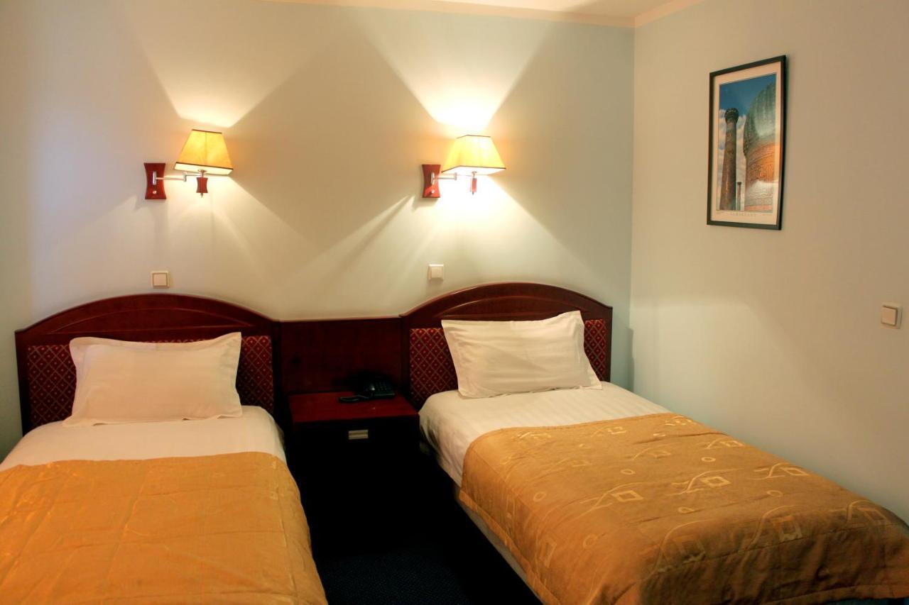 Hotel Grand Бухара Екстериор снимка