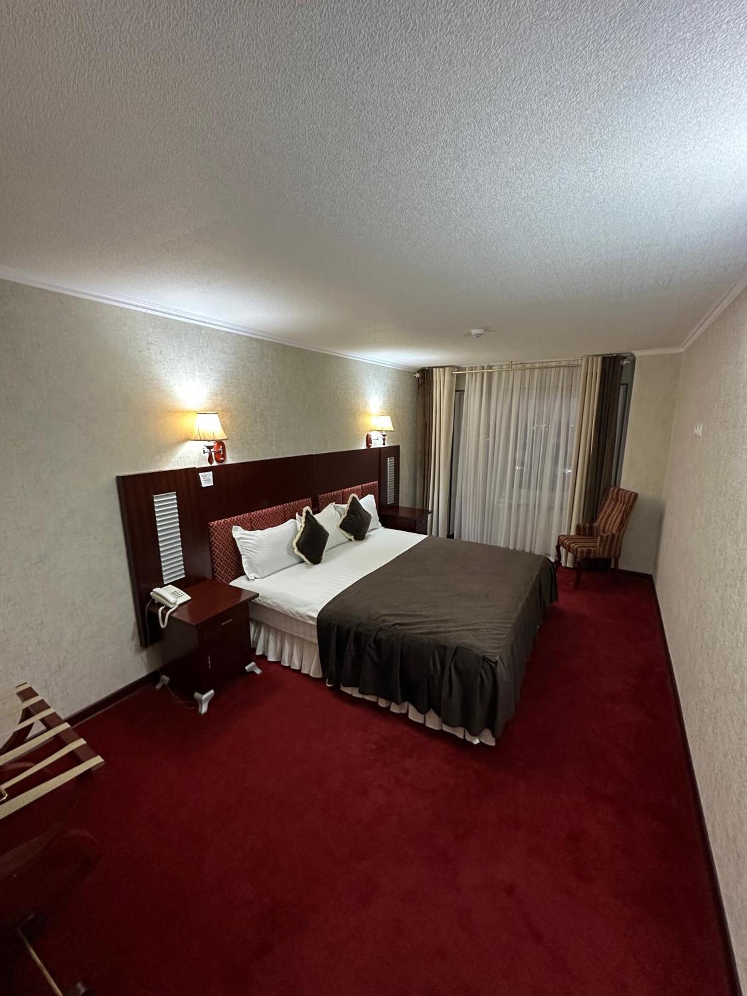 Hotel Grand Бухара Екстериор снимка