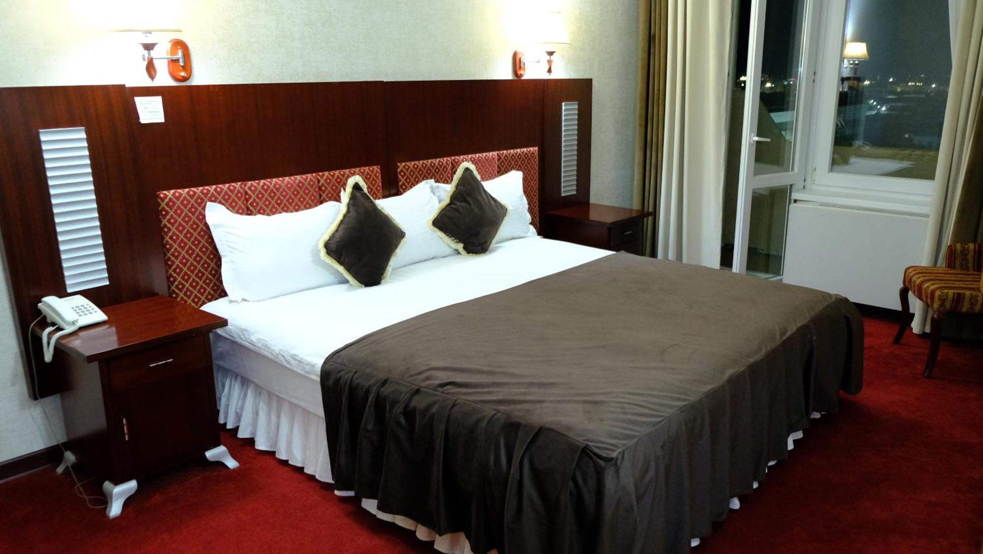 Hotel Grand Бухара Екстериор снимка