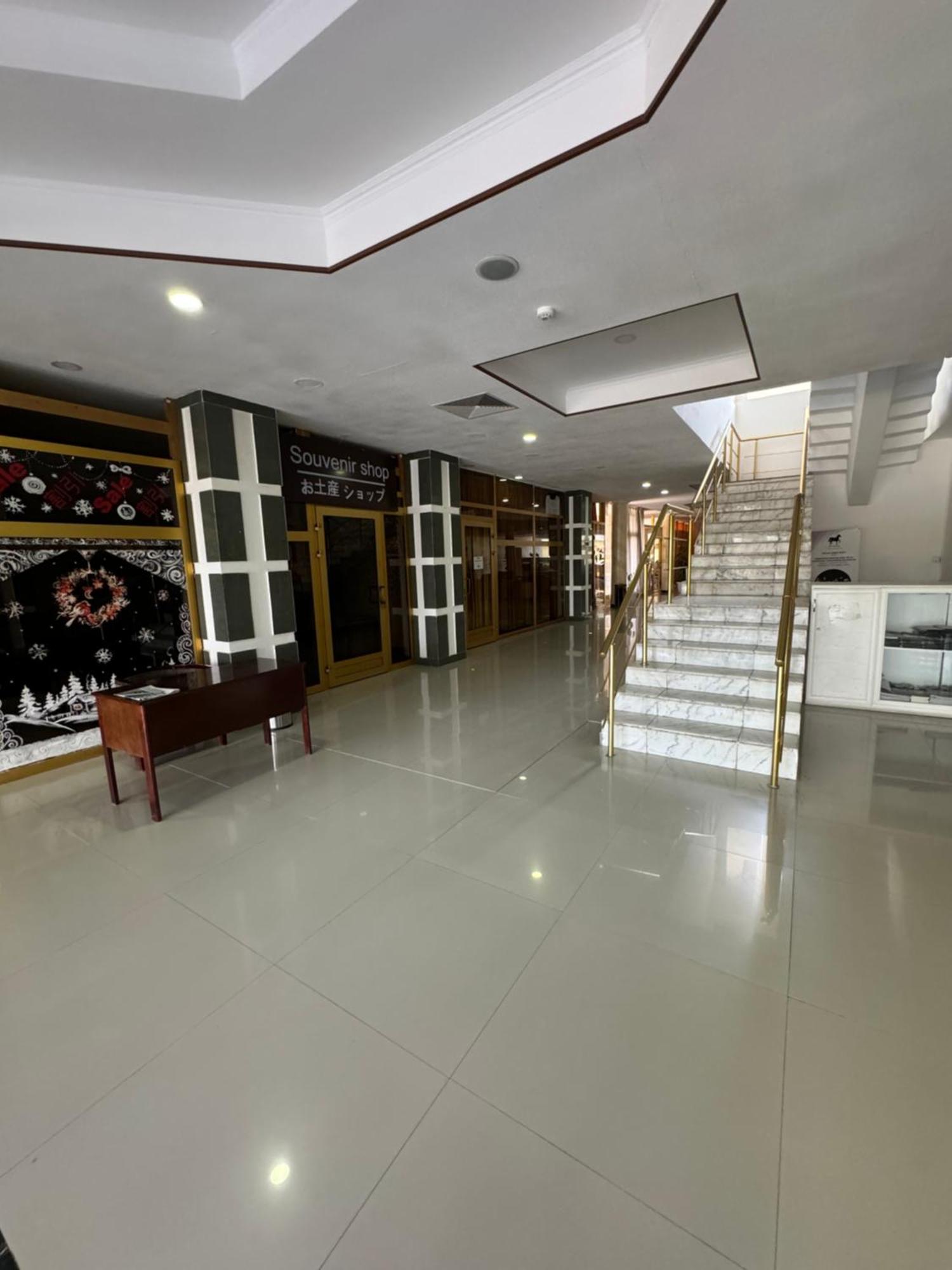 Hotel Grand Бухара Екстериор снимка