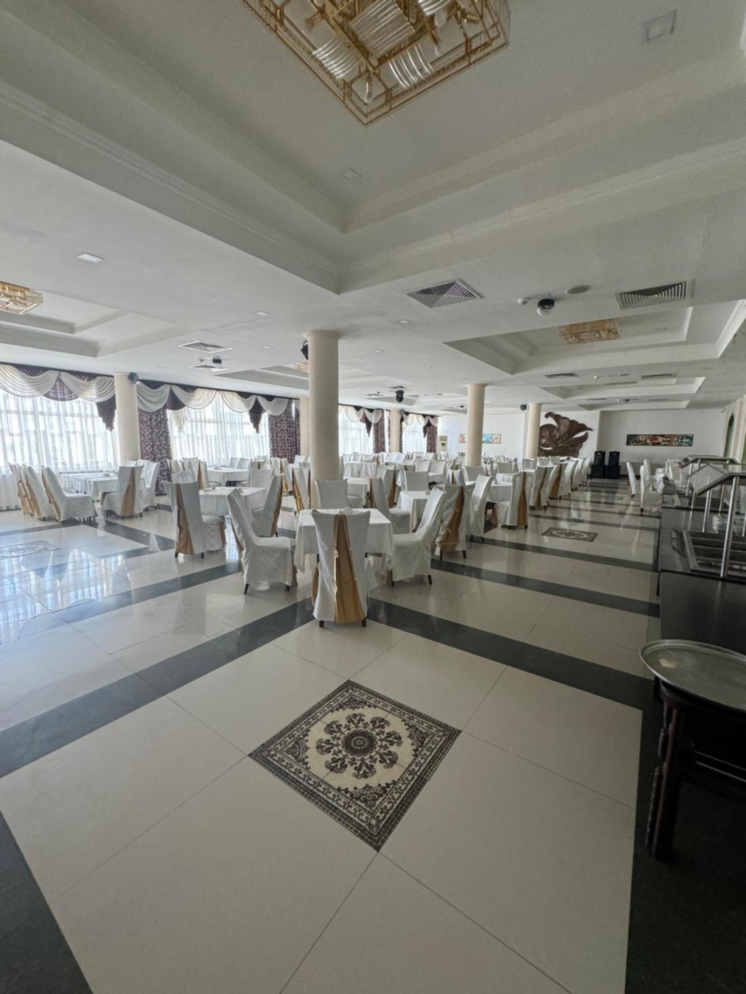 Hotel Grand Бухара Екстериор снимка