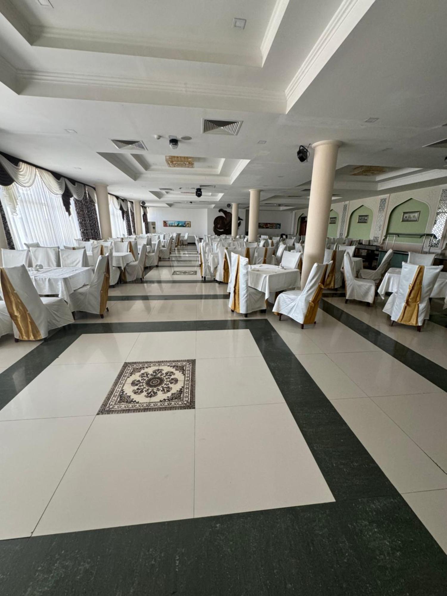 Hotel Grand Бухара Екстериор снимка